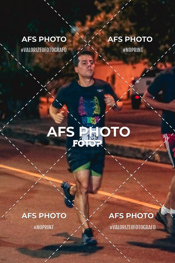 Acquista le foto dell'eventoNeon Night Run 2019 - Belo Horizonte in Fotop
