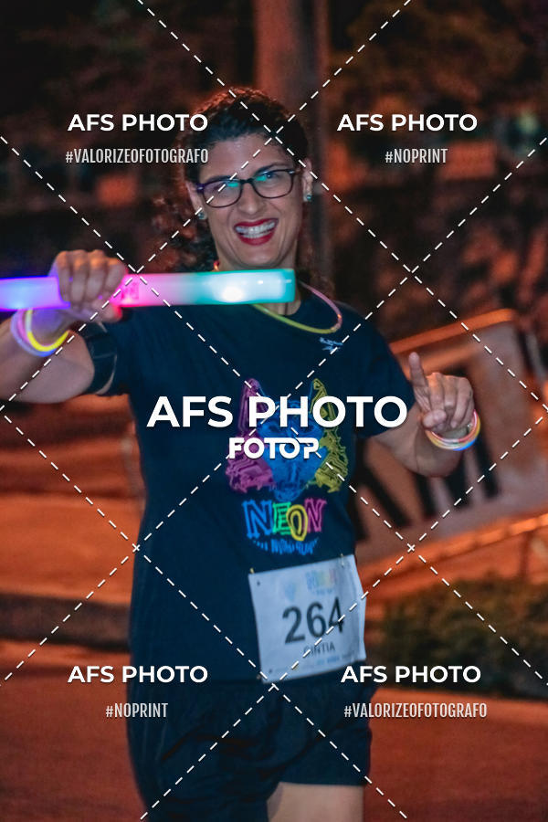 Acquista le foto dell'eventoNeon Night Run 2019 - Belo Horizonte in Fotop