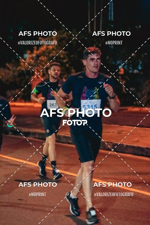 Acquista le foto dell'eventoNeon Night Run 2019 - Belo Horizonte in Fotop