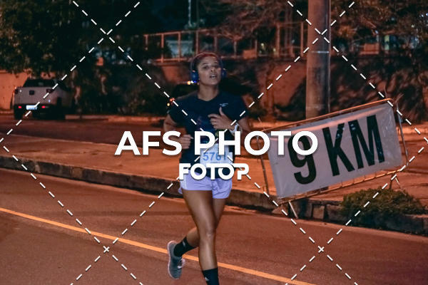 Compra tus fotos del eventoNeon Night Run 2019 - Belo Horizonte En Fotop