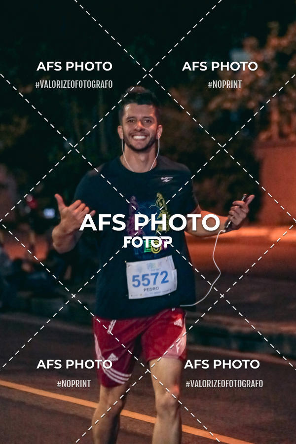 Compra tus fotos del eventoNeon Night Run 2019 - Belo Horizonte En Fotop