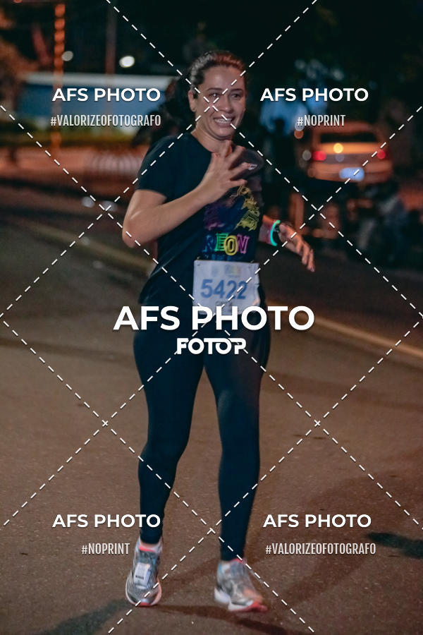Compra tus fotos del eventoNeon Night Run 2019 - Belo Horizonte En Fotop
