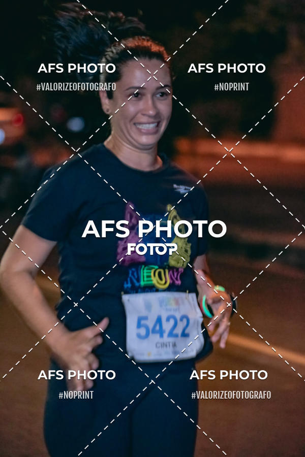 Compra tus fotos del eventoNeon Night Run 2019 - Belo Horizonte En Fotop