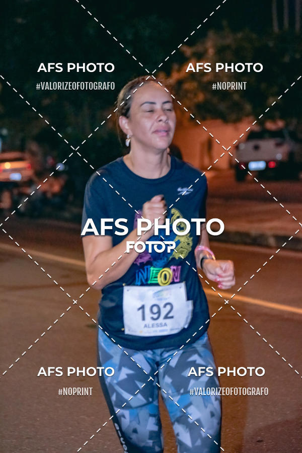 Compra tus fotos del eventoNeon Night Run 2019 - Belo Horizonte En Fotop