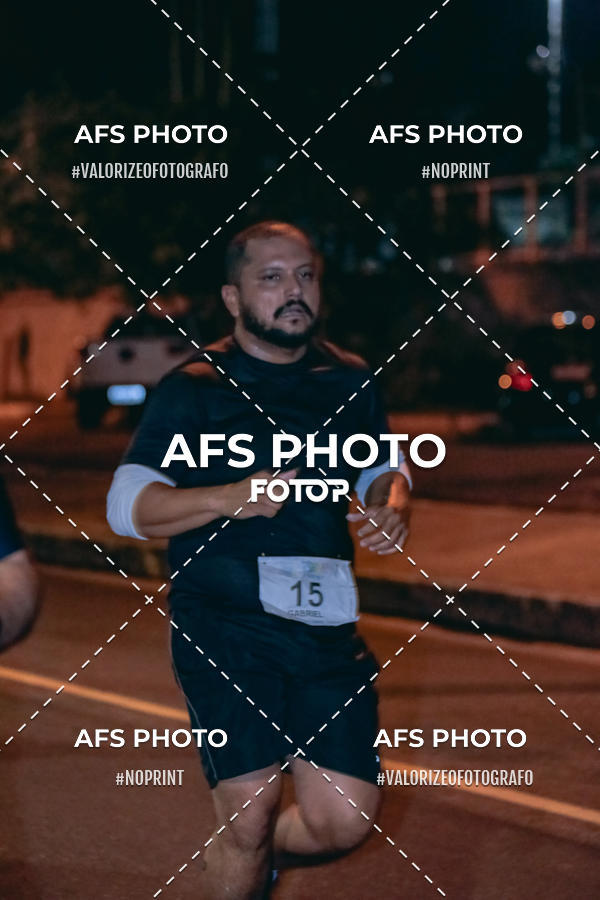 Buy your photos of the eventNeon Night Run 2019 - Belo Horizonte on Fotop