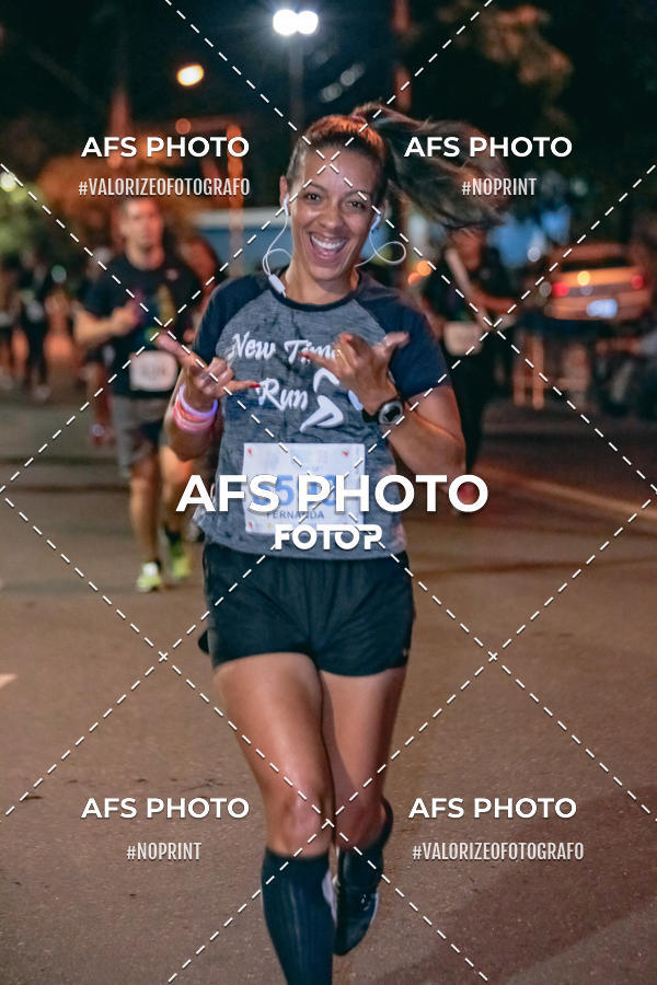 Acquista le foto dell'eventoNeon Night Run 2019 - Belo Horizonte in Fotop