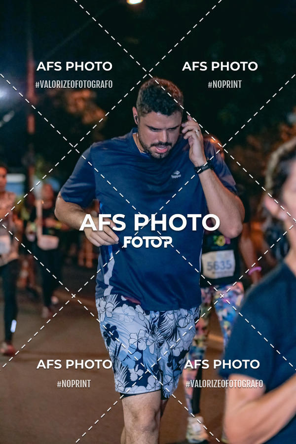 Acquista le foto dell'eventoNeon Night Run 2019 - Belo Horizonte in Fotop