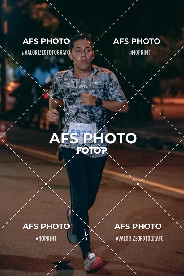 Acquista le foto dell'eventoNeon Night Run 2019 - Belo Horizonte in Fotop