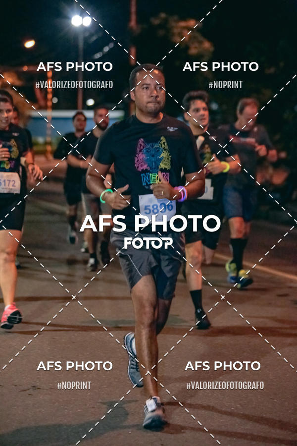 Acquista le foto dell'eventoNeon Night Run 2019 - Belo Horizonte in Fotop