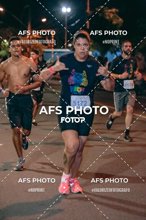 Acquista le foto dell'eventoNeon Night Run 2019 - Belo Horizonte in Fotop