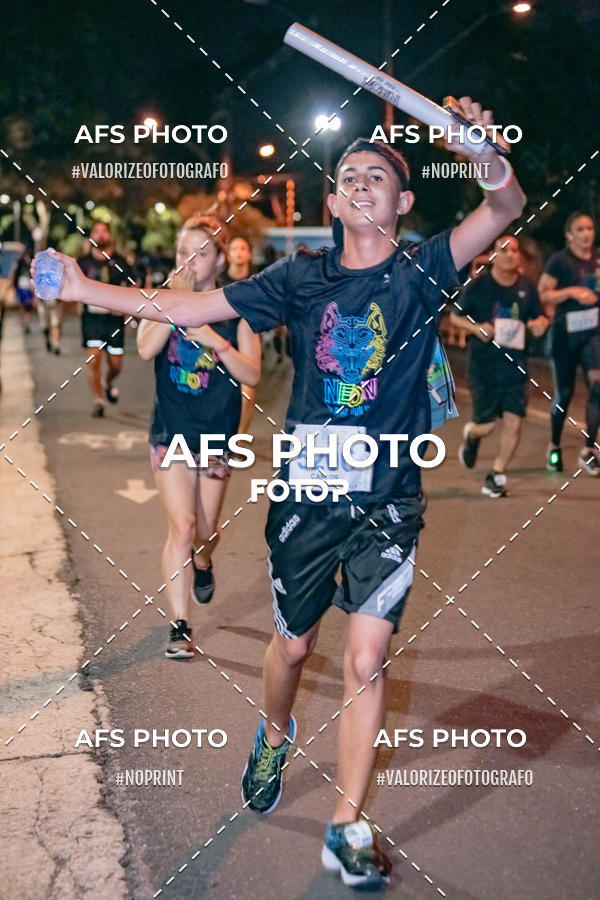 Acquista le foto dell'eventoNeon Night Run 2019 - Belo Horizonte in Fotop