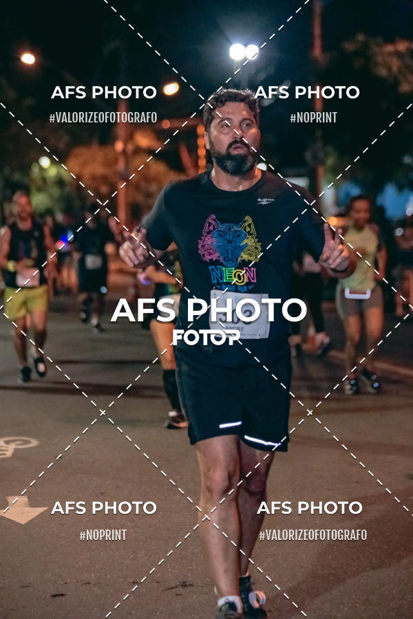 Acquista le foto dell'eventoNeon Night Run 2019 - Belo Horizonte in Fotop