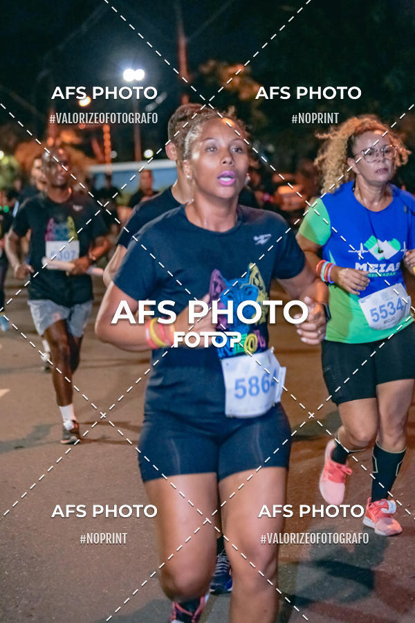 Buy your photos of the eventNeon Night Run 2019 - Belo Horizonte on Fotop