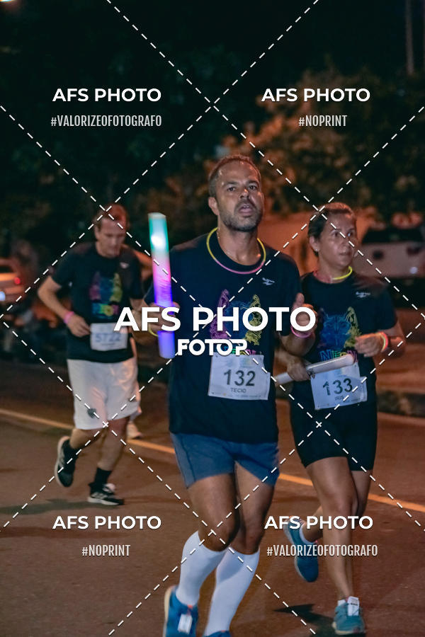 Buy your photos of the eventNeon Night Run 2019 - Belo Horizonte on Fotop