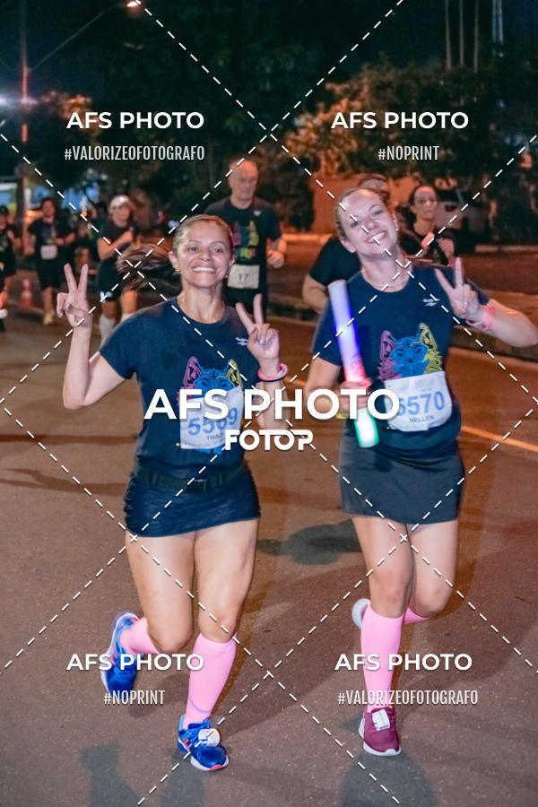 Compre suas fotos do eventoNeon Night Run 2019 - Belo Horizonte no Fotop