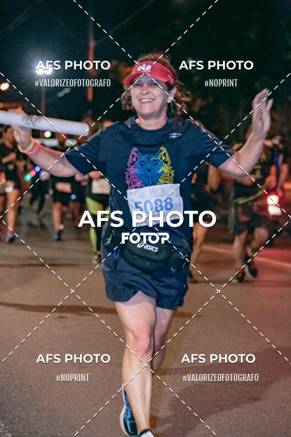 Compre suas fotos do eventoNeon Night Run 2019 - Belo Horizonte no Fotop