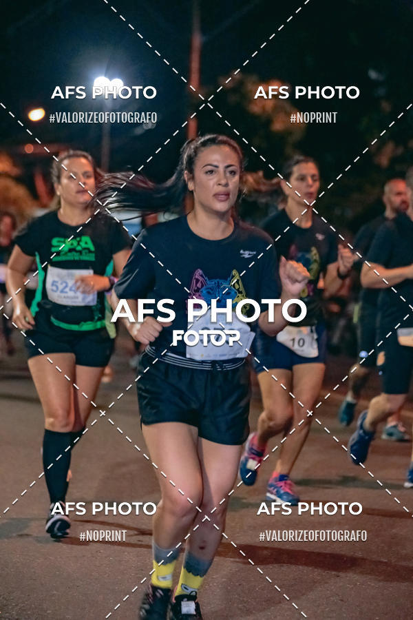 Compre suas fotos do eventoNeon Night Run 2019 - Belo Horizonte no Fotop