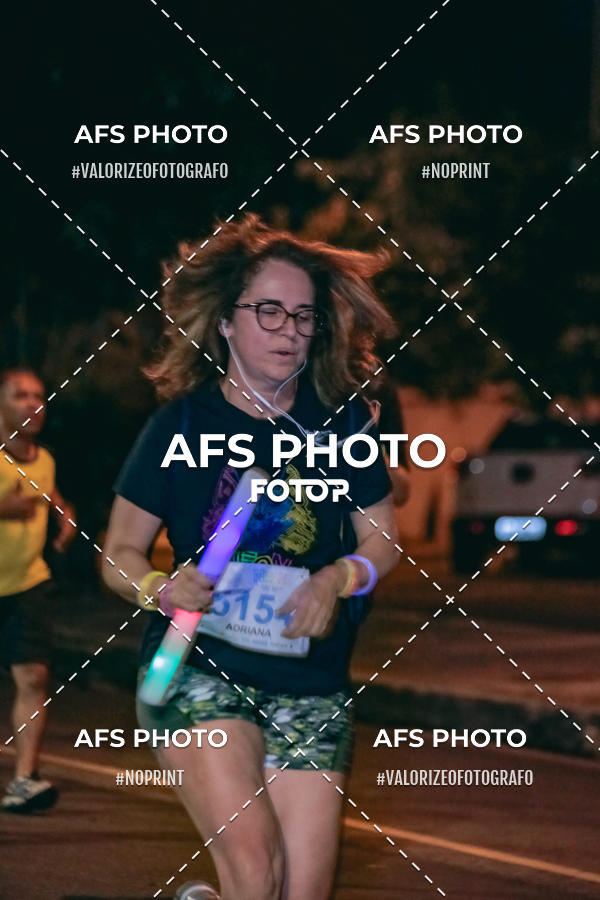 Compre suas fotos do eventoNeon Night Run 2019 - Belo Horizonte no Fotop