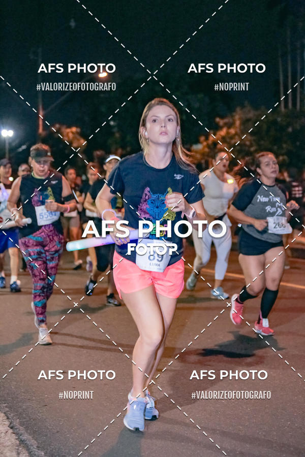 Buy your photos of the eventNeon Night Run 2019 - Belo Horizonte on Fotop