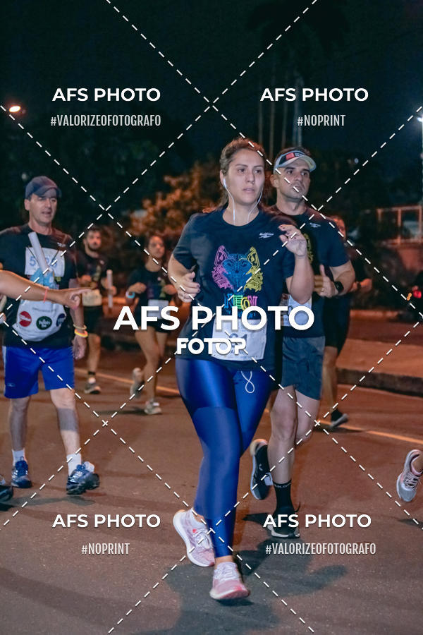Buy your photos of the eventNeon Night Run 2019 - Belo Horizonte on Fotop
