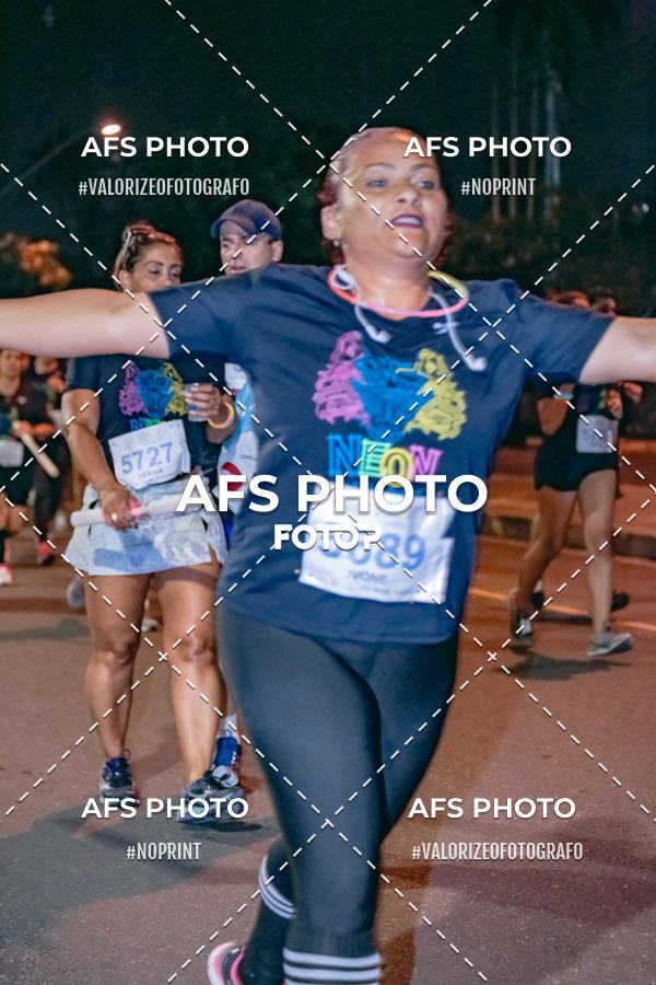 Acquista le foto dell'eventoNeon Night Run 2019 - Belo Horizonte in Fotop
