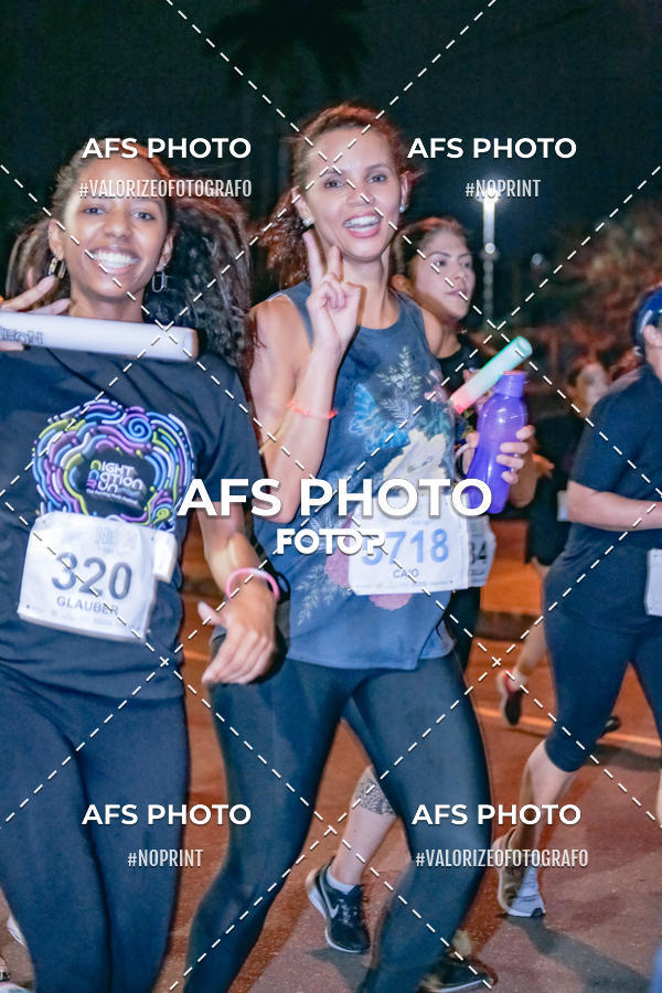 Acquista le foto dell'eventoNeon Night Run 2019 - Belo Horizonte in Fotop