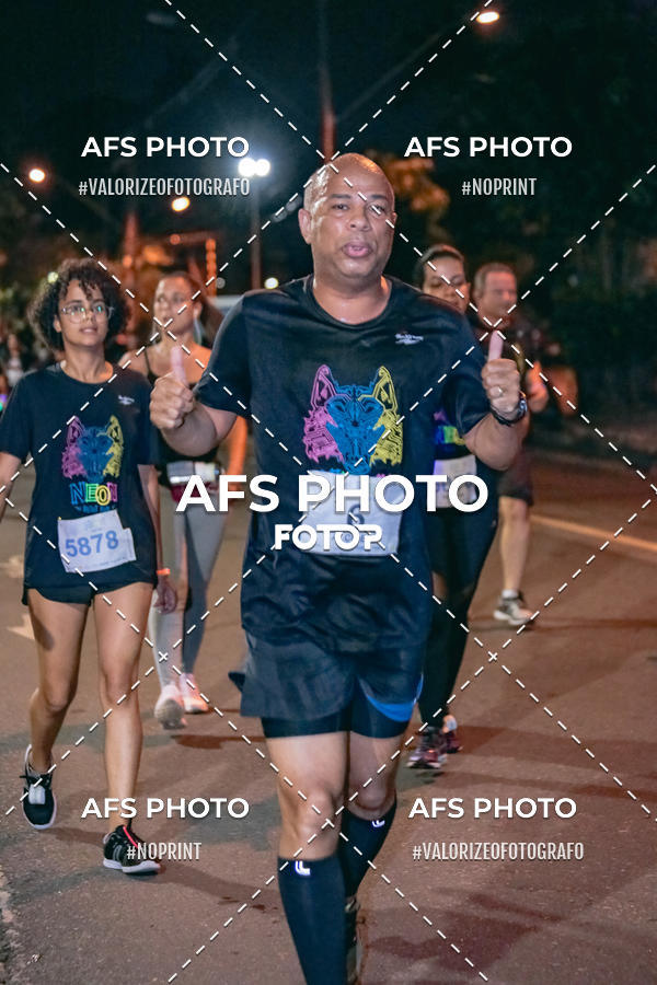 Acquista le foto dell'eventoNeon Night Run 2019 - Belo Horizonte in Fotop