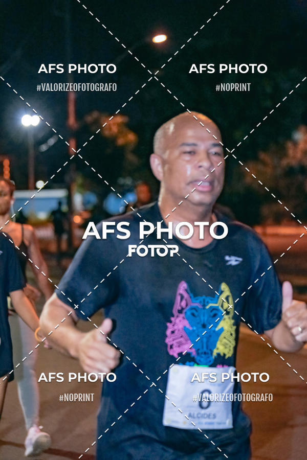 Acquista le foto dell'eventoNeon Night Run 2019 - Belo Horizonte in Fotop