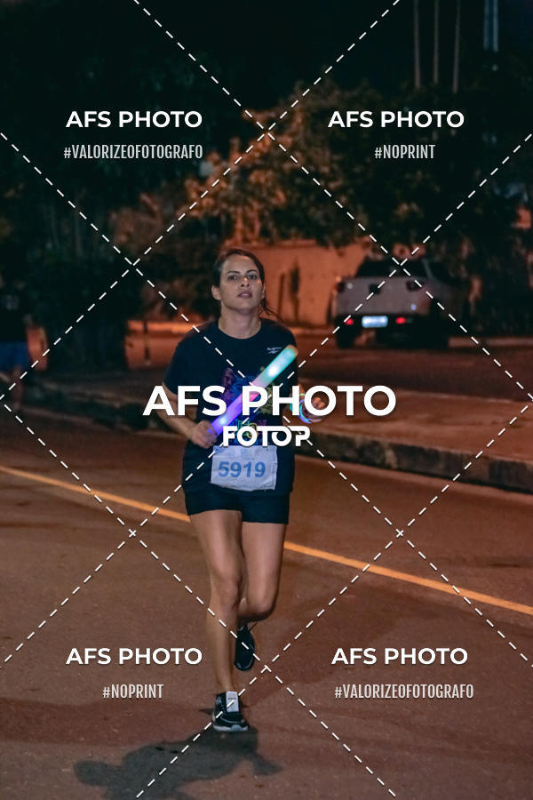 Acquista le foto dell'eventoNeon Night Run 2019 - Belo Horizonte in Fotop
