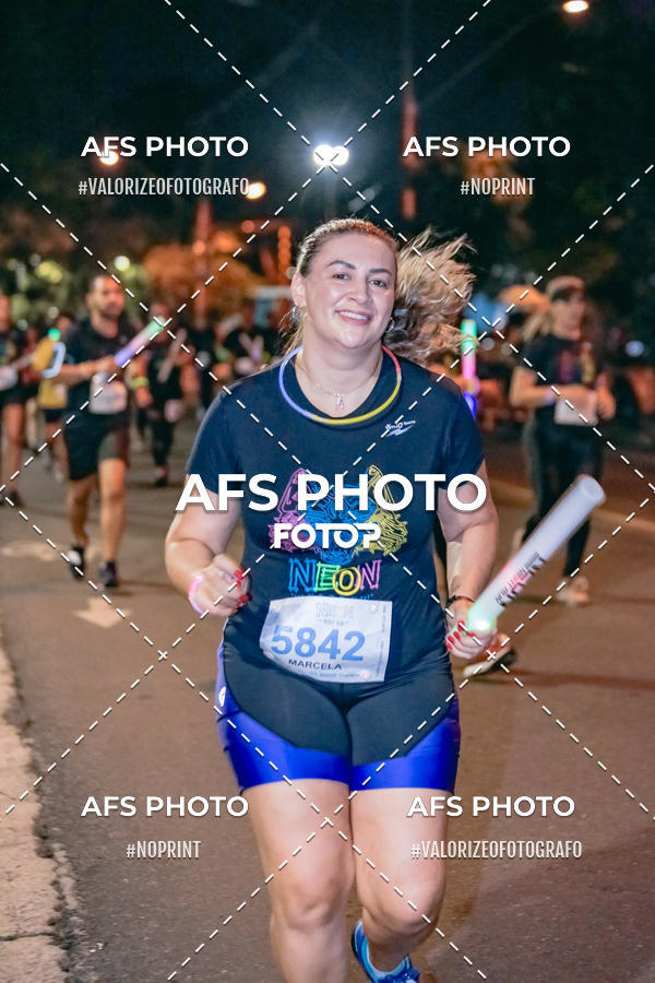 Acquista le foto dell'eventoNeon Night Run 2019 - Belo Horizonte in Fotop