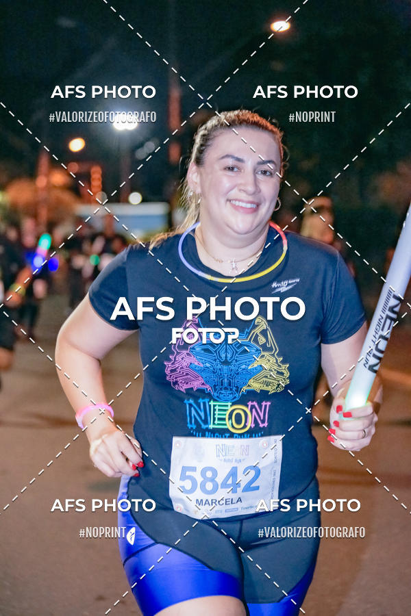 Acquista le foto dell'eventoNeon Night Run 2019 - Belo Horizonte in Fotop