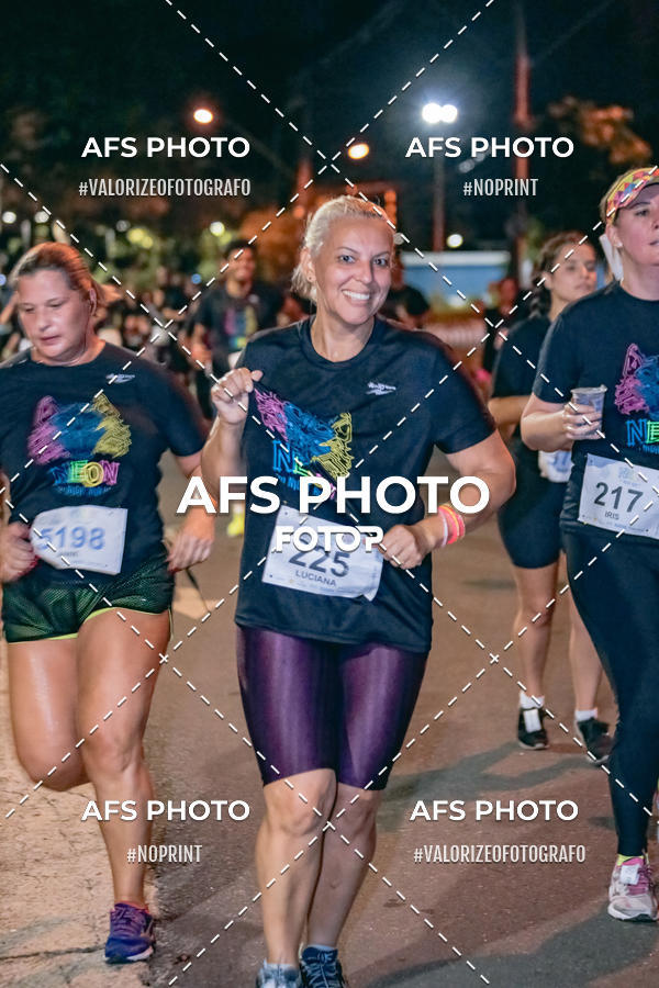 Compre as suas fotos do eventoNeon Night Run 2019 - Belo Horizonte no Fotop