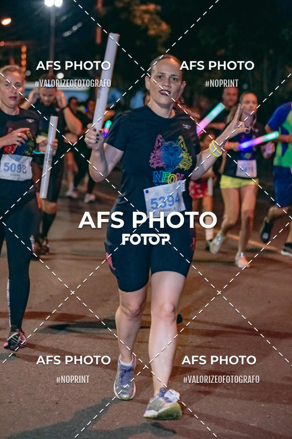 Acquista le foto dell'eventoNeon Night Run 2019 - Belo Horizonte in Fotop