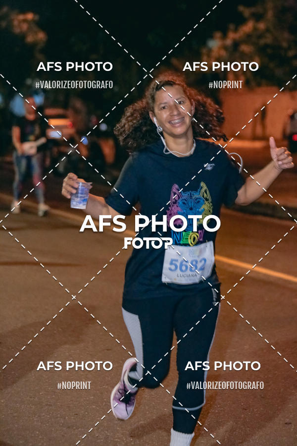 Acquista le foto dell'eventoNeon Night Run 2019 - Belo Horizonte in Fotop