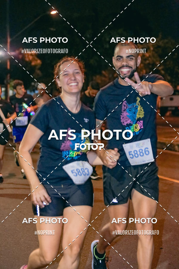 Acquista le foto dell'eventoNeon Night Run 2019 - Belo Horizonte in Fotop