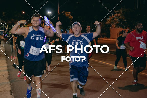 Acquista le foto dell'eventoNeon Night Run 2019 - Belo Horizonte in Fotop