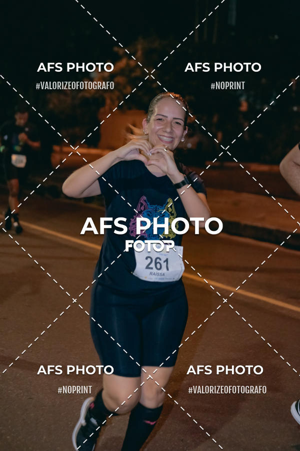 Achetez vos photos de l'vnementNeon Night Run 2019 - Belo Horizonte sur Fotop