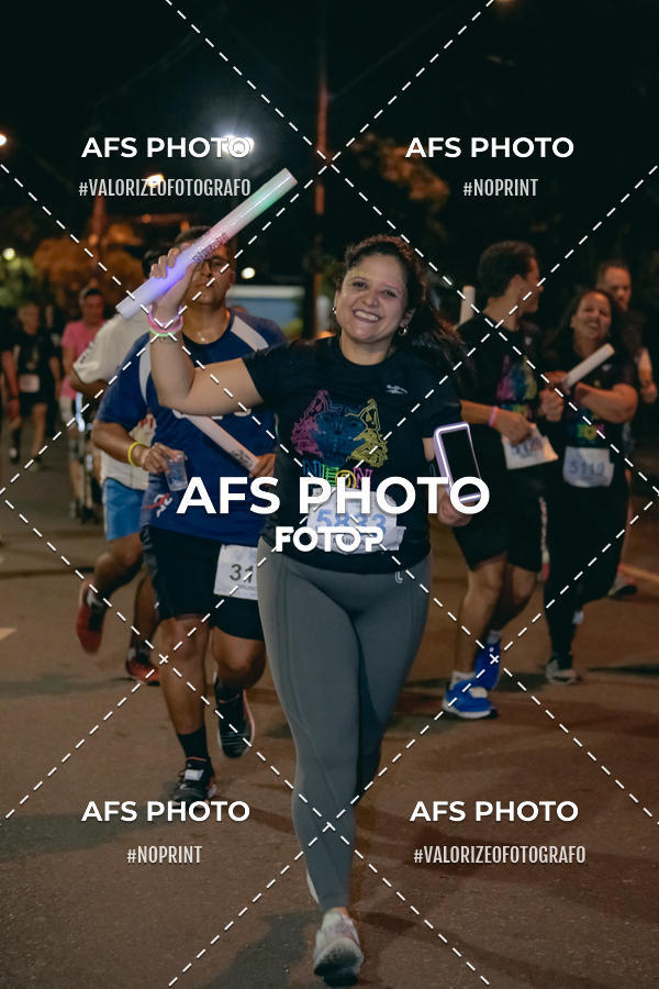 Compre suas fotos do eventoNeon Night Run 2019 - Belo Horizonte no Fotop