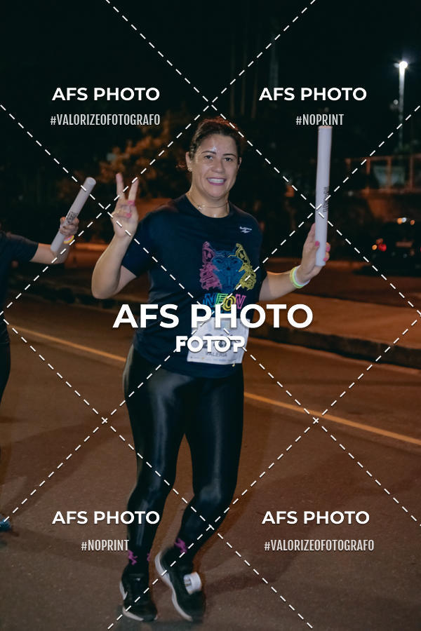 Compre suas fotos do eventoNeon Night Run 2019 - Belo Horizonte no Fotop