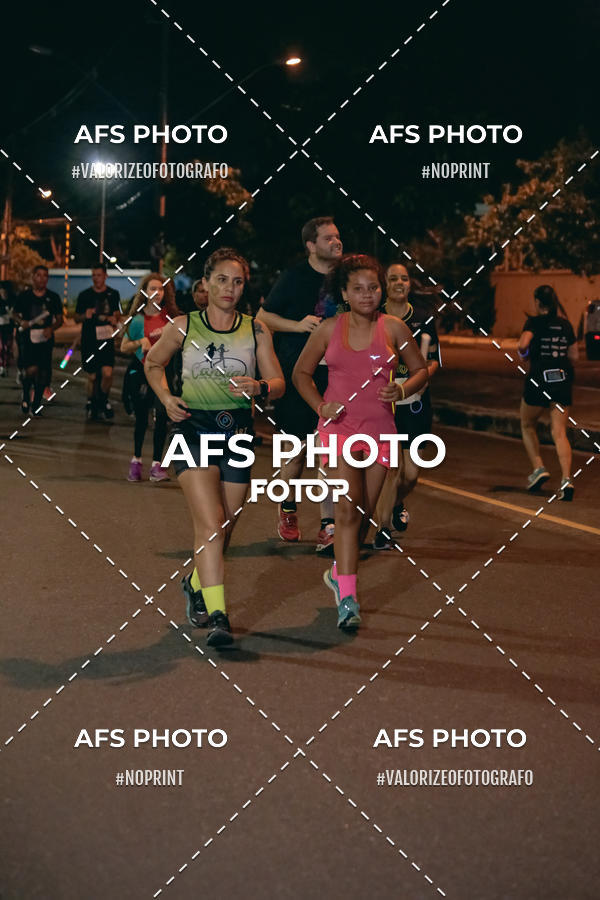 Compre suas fotos do eventoNeon Night Run 2019 - Belo Horizonte no Fotop