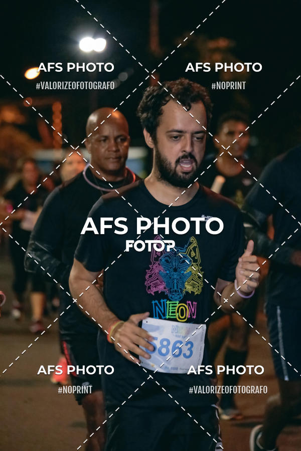 Compre suas fotos do eventoNeon Night Run 2019 - Belo Horizonte no Fotop