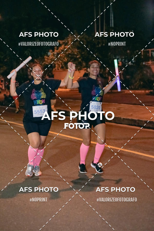 Compre as suas fotos do eventoNeon Night Run 2019 - Belo Horizonte no Fotop