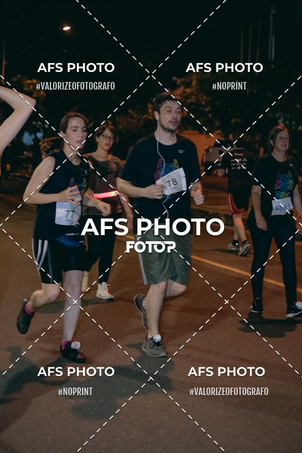 Compre as suas fotos do eventoNeon Night Run 2019 - Belo Horizonte no Fotop