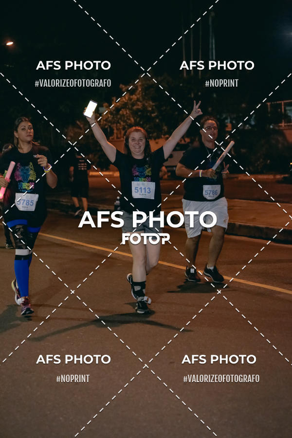 Compre as suas fotos do eventoNeon Night Run 2019 - Belo Horizonte no Fotop