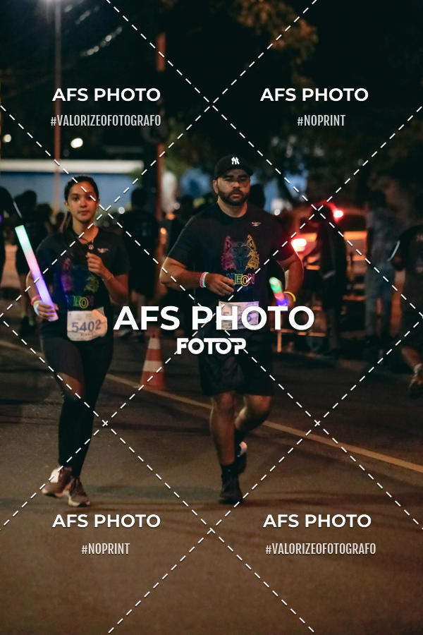 Compre as suas fotos do eventoNeon Night Run 2019 - Belo Horizonte no Fotop