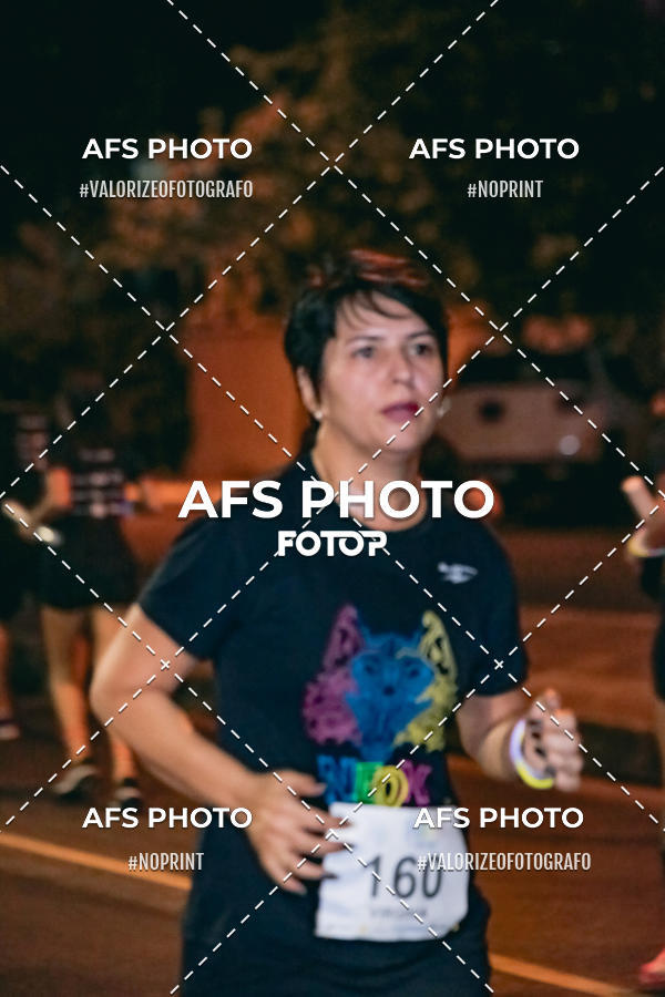 Acquista le foto dell'eventoNeon Night Run 2019 - Belo Horizonte in Fotop