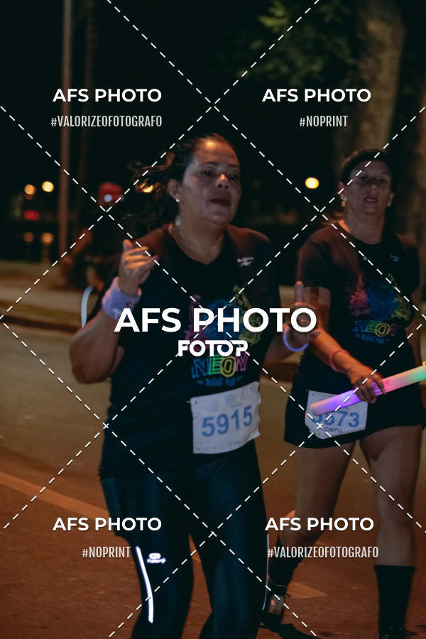 Acquista le foto dell'eventoNeon Night Run 2019 - Belo Horizonte in Fotop