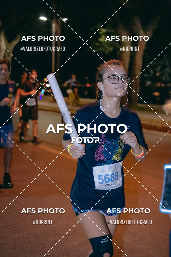 Compre as suas fotos do eventoNeon Night Run 2019 - Belo Horizonte no Fotop
