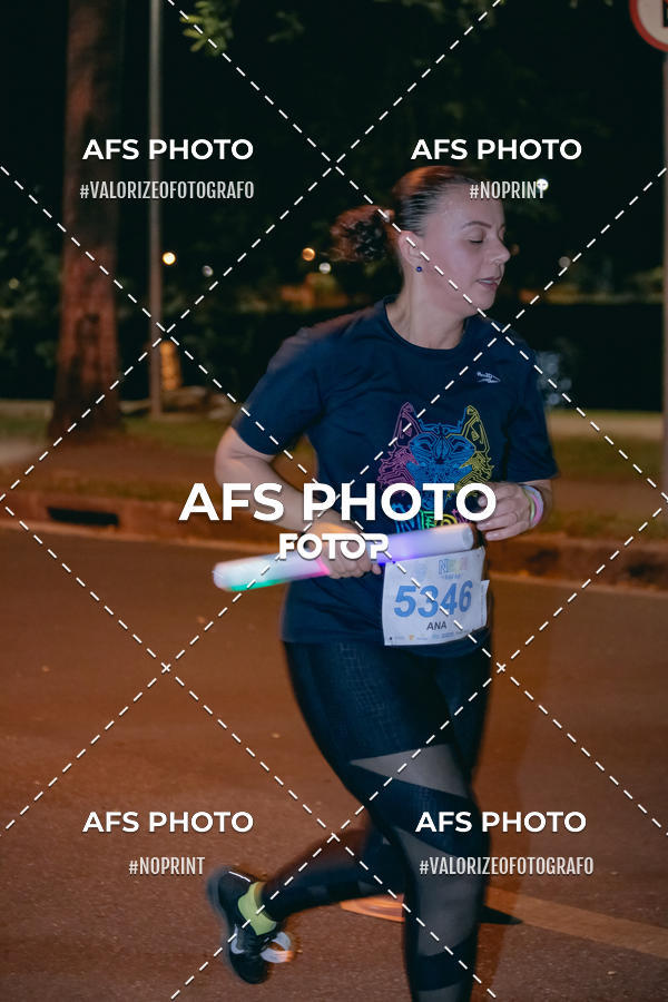 Compre suas fotos do eventoNeon Night Run 2019 - Belo Horizonte no Fotop