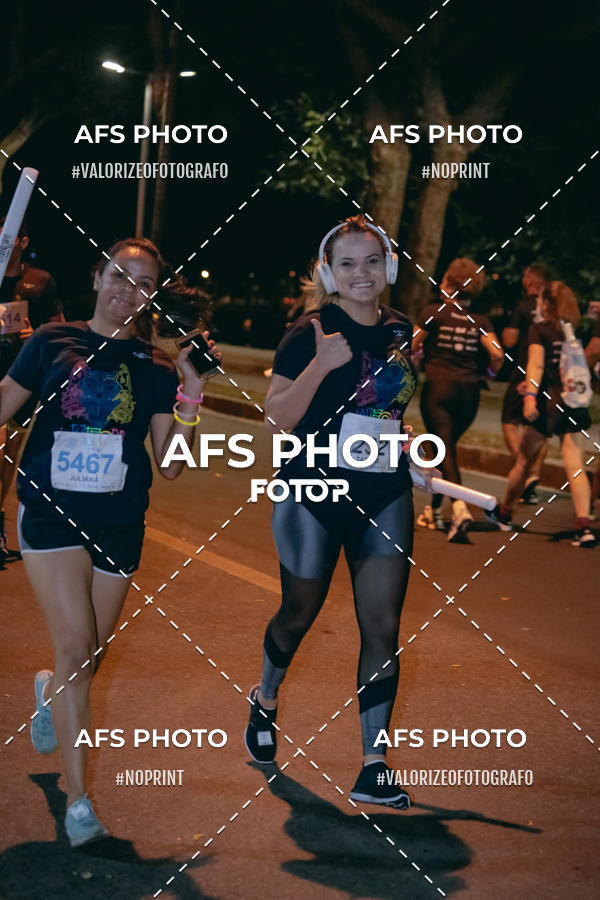 Compre suas fotos do eventoNeon Night Run 2019 - Belo Horizonte no Fotop